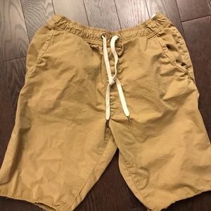 A&E guys  jogger shorts with A&E khakis FREE